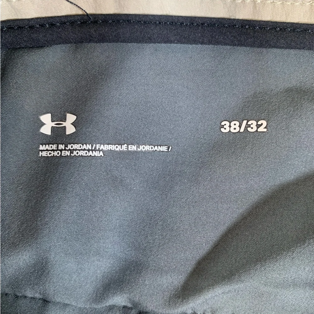 Under Armour Chino Pants Mens 38x32 Tan Khaki Golf Performance Stretch‎